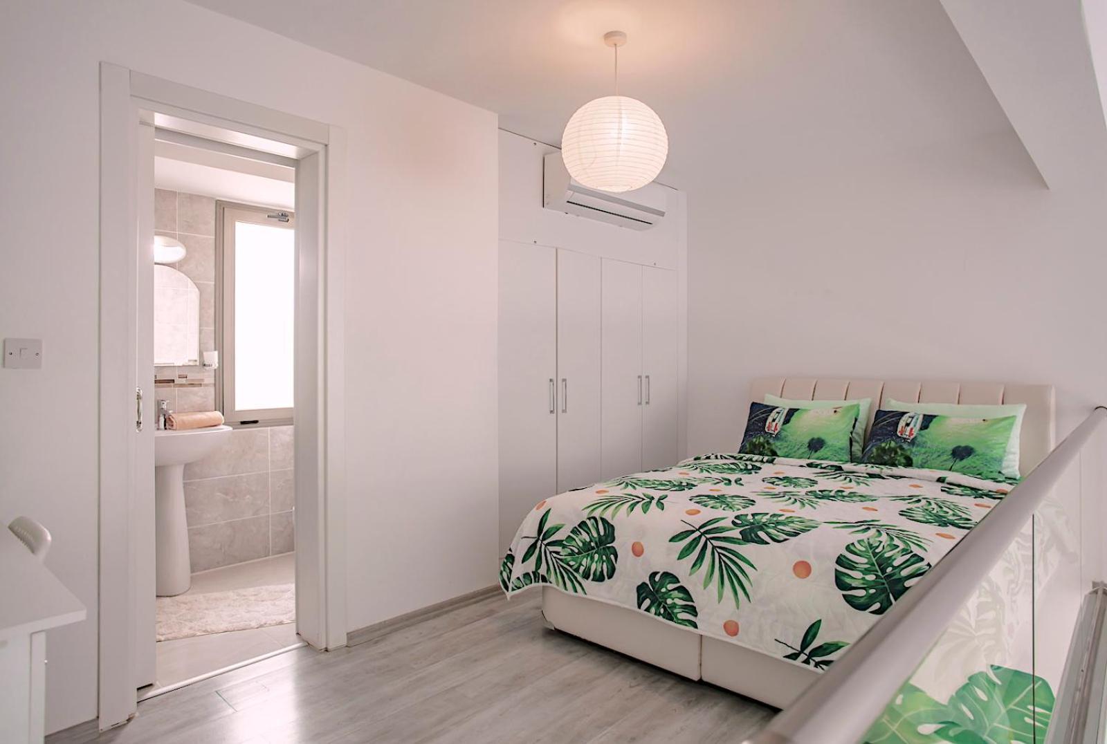 Sunshine Prestige Apartments Agios Georgios  Rum bild