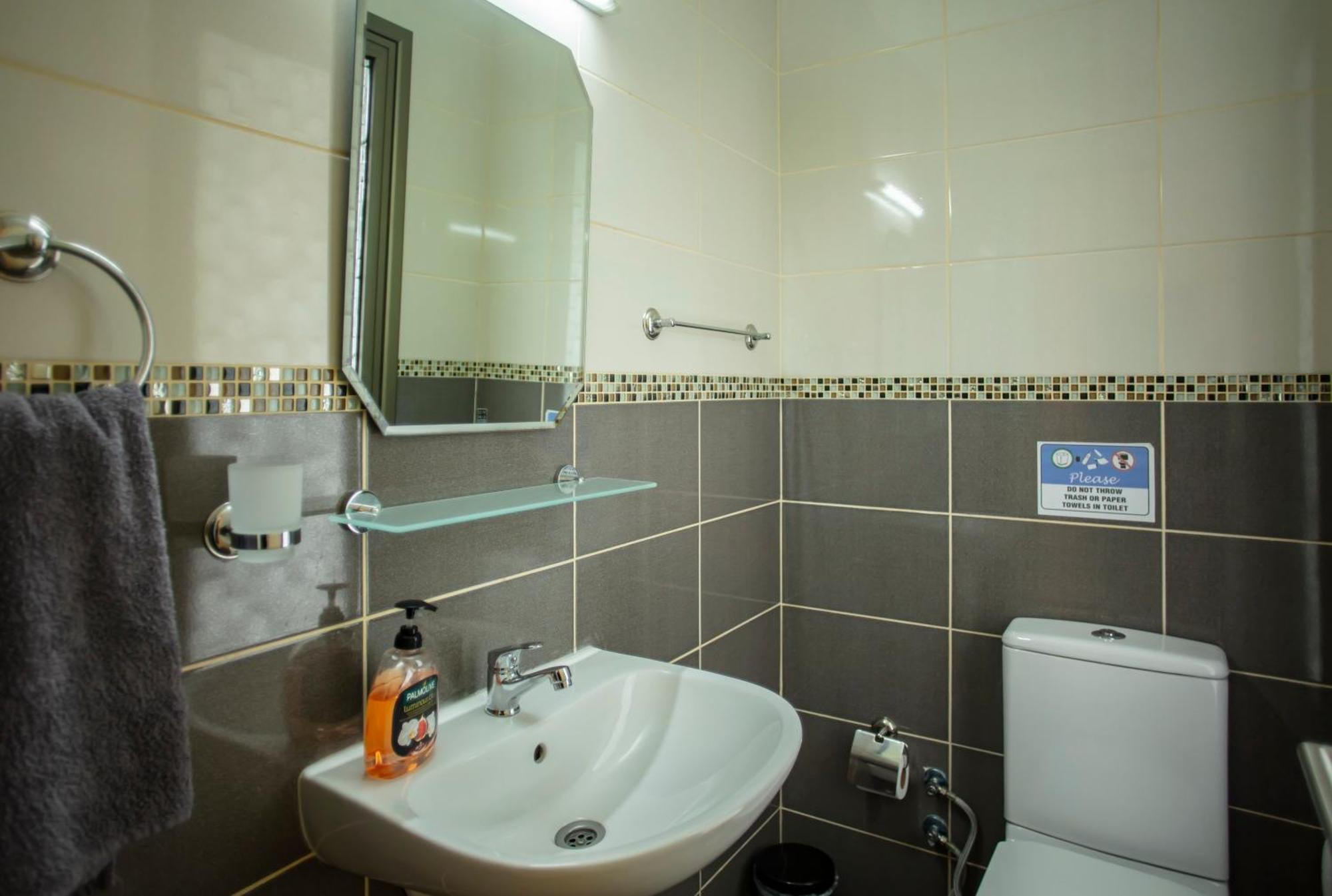 Sunshine Prestige Apartments Agios Georgios  Rum bild