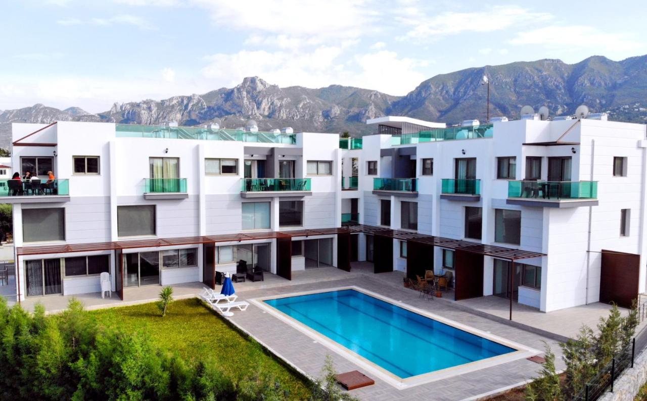 Sunshine Prestige Apartments Agios Georgios  Exteriör bild